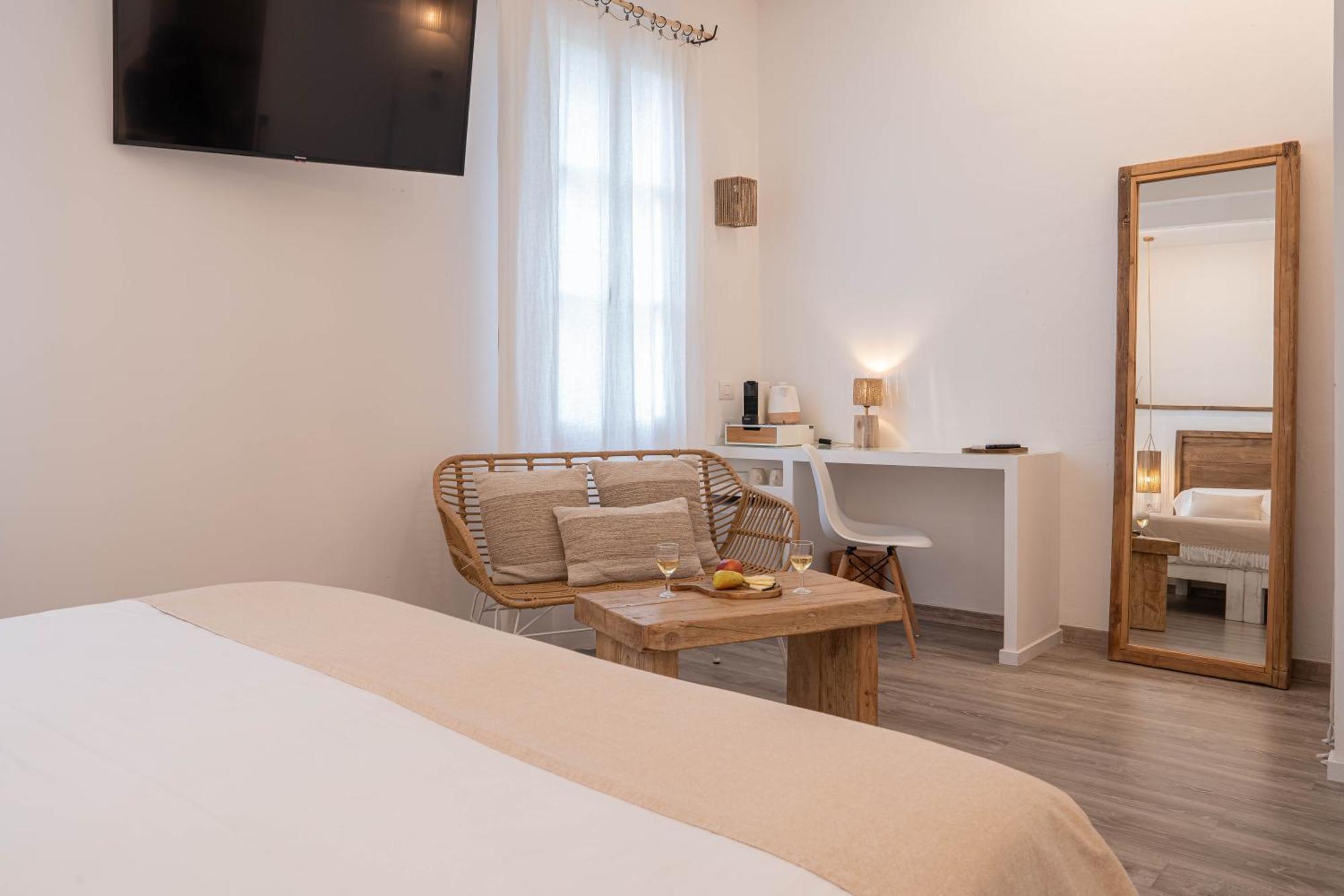 Hotel Los 5 Sentidos Ciutadella  Eksteriør billede